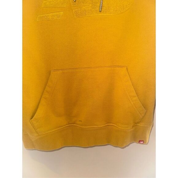 Heavy Weight Women's New Balance Hoodie M Mustard Yellow - Picture 3 of 5